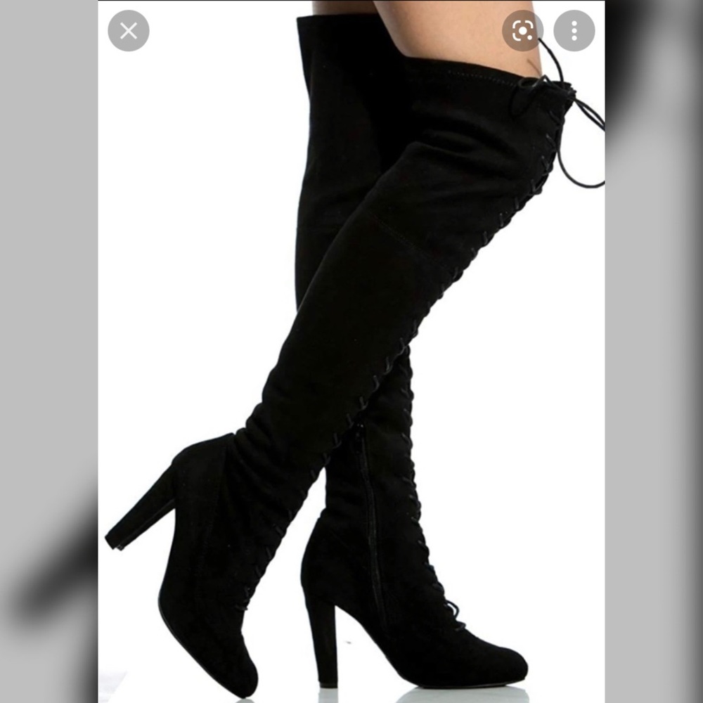 🍂🍁Over the knee boots! Perfect for fall!! 🍁🍂
